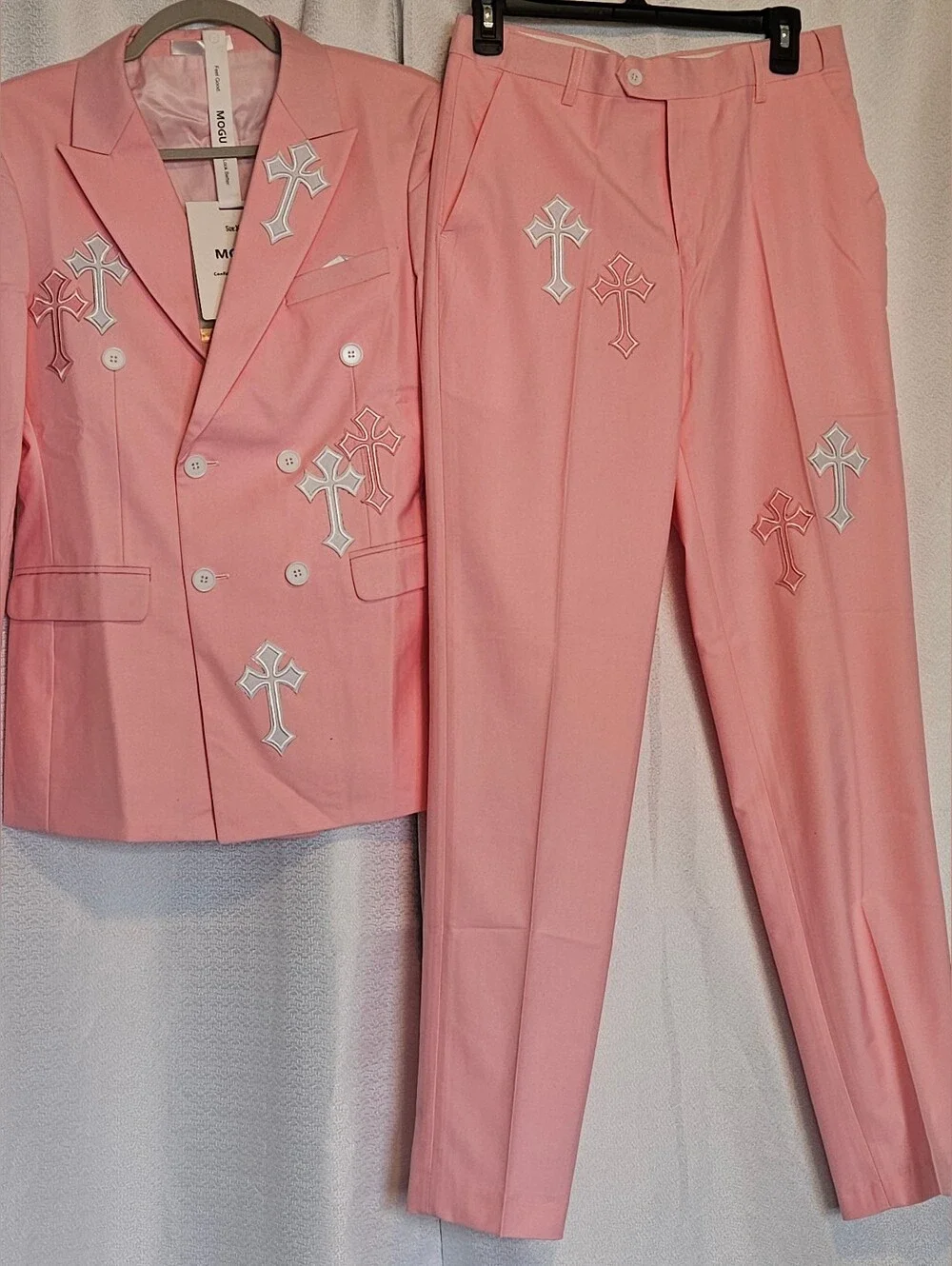 MOGU Pink Double Breasted 2-Piece Suit 30/29 Custom Cross Patches Prom Wedding